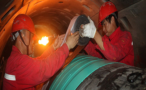 粘彈體膠帶和外保護(hù)帶結(jié)合組成的防腐蝕保護(hù)體系